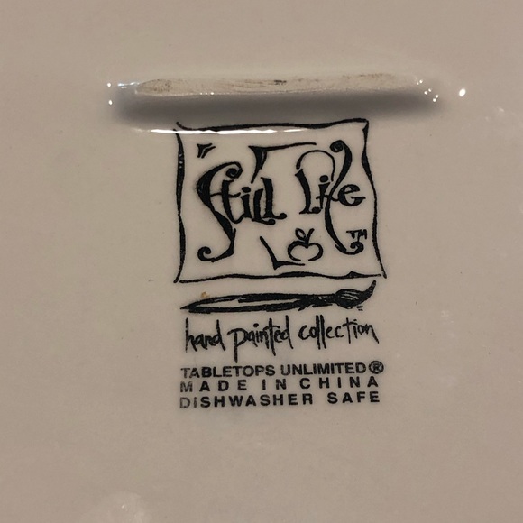 Tabletops Unlimited Leina 1 Raised rectangular platter 1 Square pedestal bowl - Picture 7 of 8